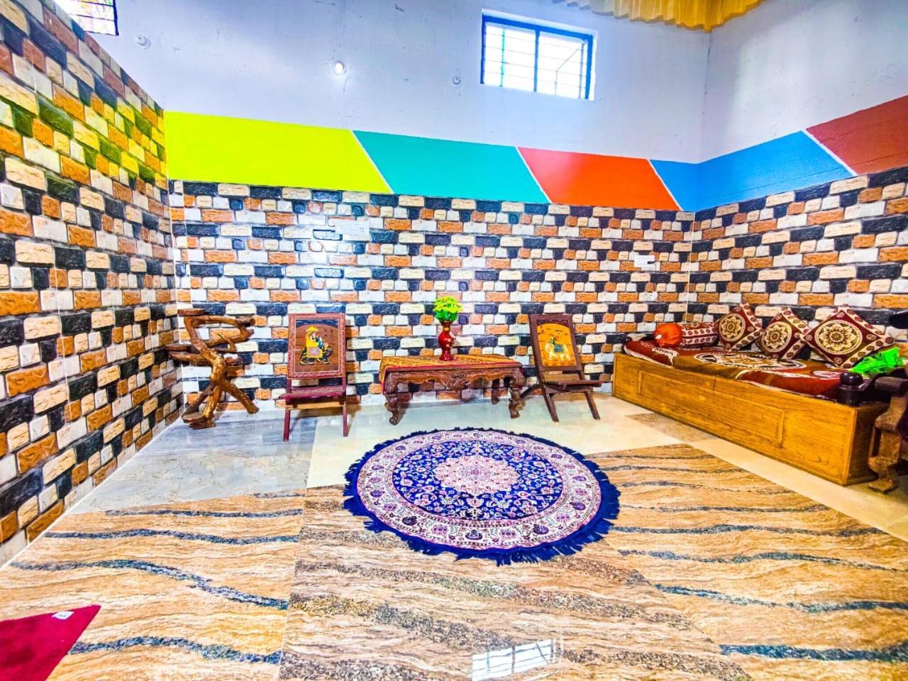 Sahara Family Homestay 마이소르 외부 사진